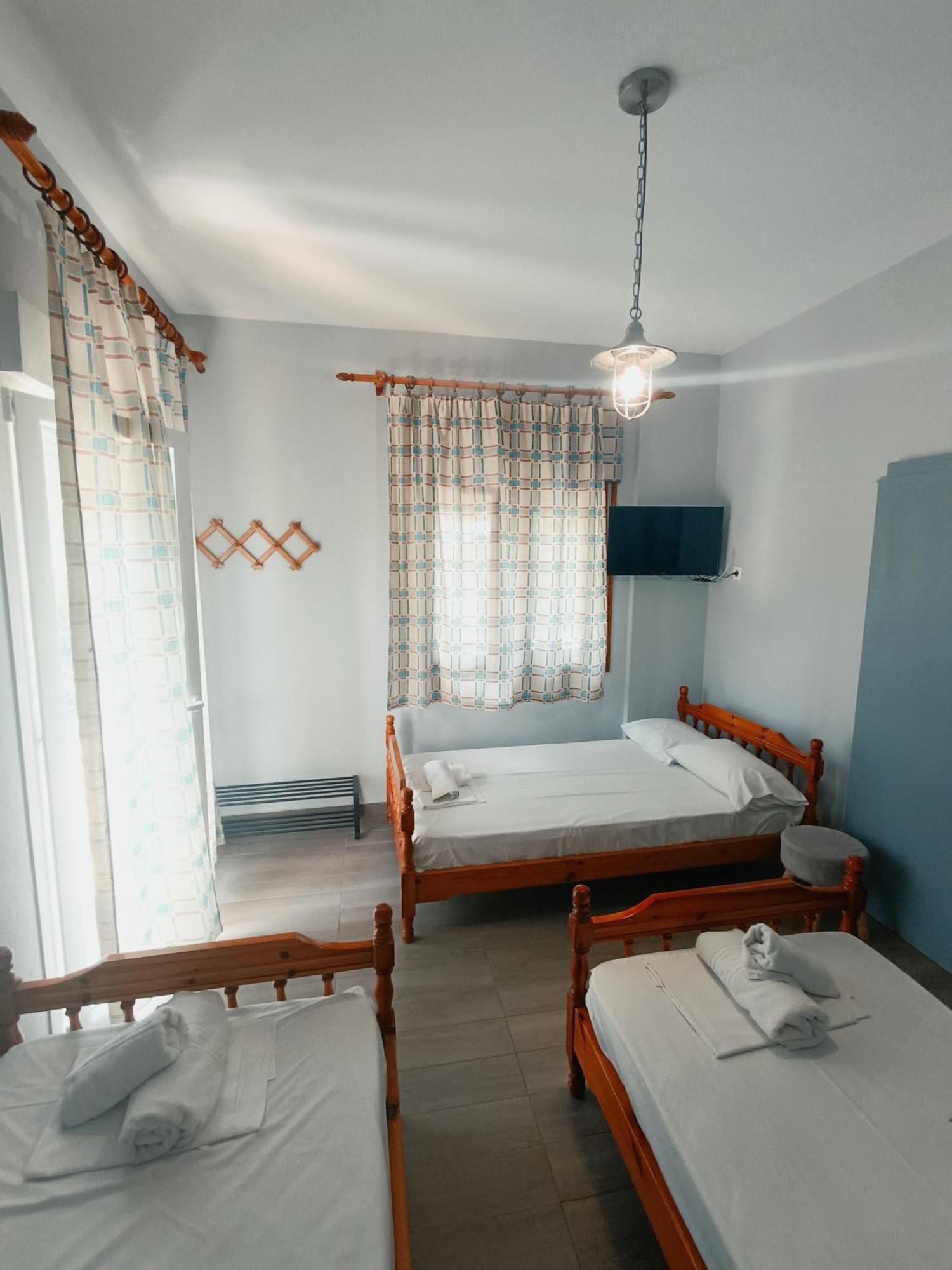 Deluxe Seaside Apartment Konstantinidis เนอาโปติไดอา ภายนอก รูปภาพ